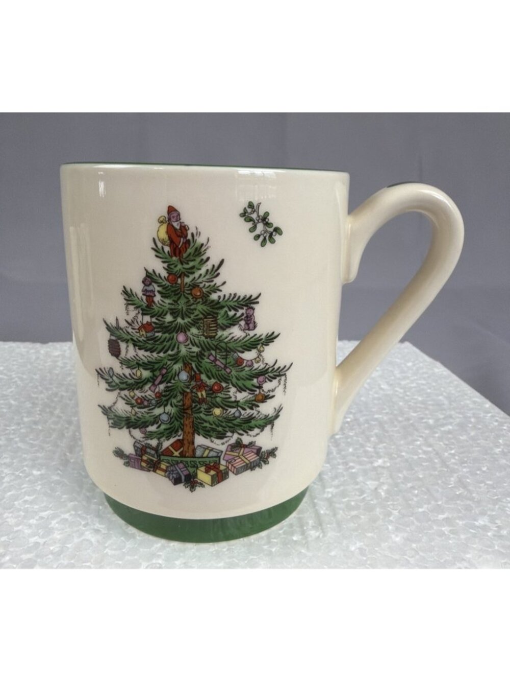 Spode Christmas Tree Coffee Tea Mug Holiday Santa